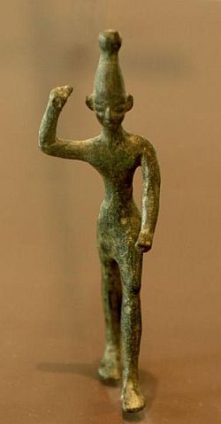 Бронзовая фигурка Баала, найденная при раскопках древнего Угарита. XII—XIV вв. до н. э.