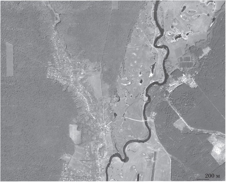 Рис. 29. Вид ближайшей округи городища Мохнач; снимок из космоса [http://www.wikimapia.org/